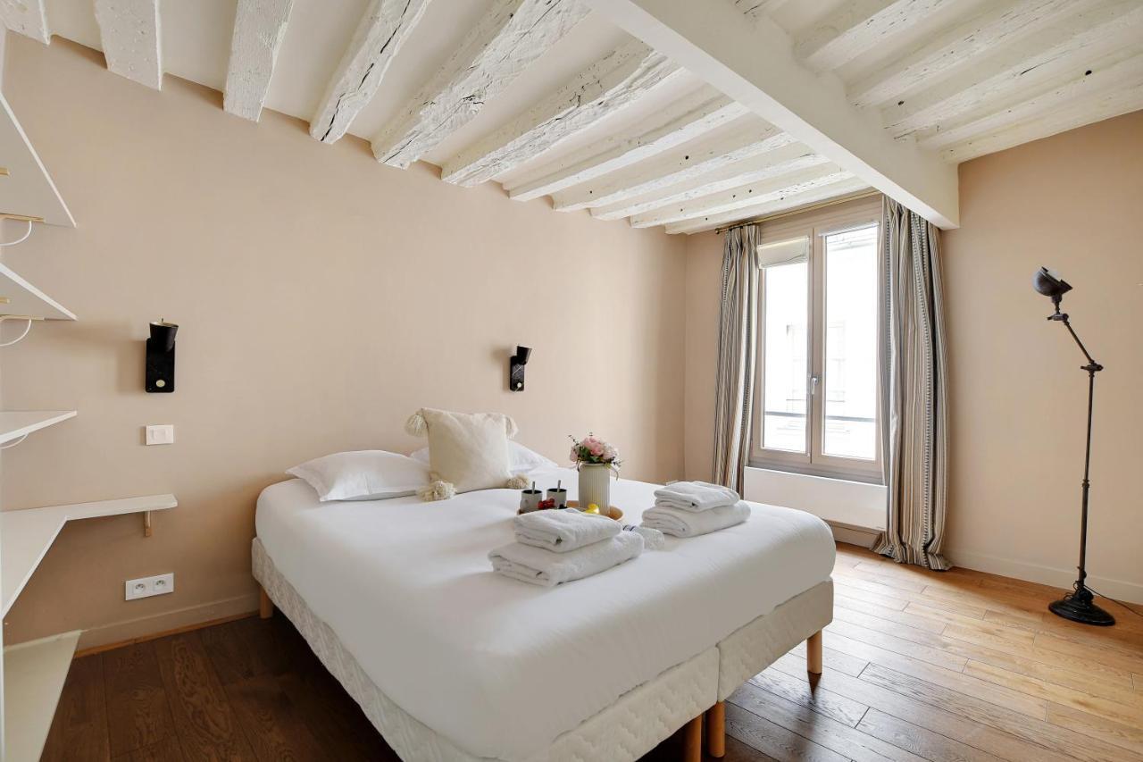 Chic Apartment -1Br-4P- Haut Marais - Republique Parigi Esterno foto